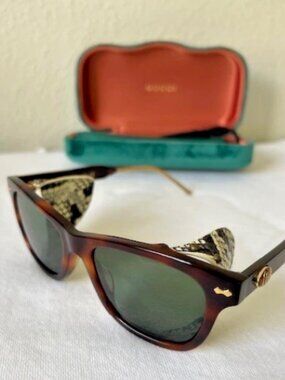 GUCCI GG0671S-002 Unisex Sunglasses Brown Havana Gold Grey Snakeskin/Green 54 mm